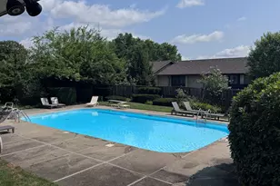 135 Courtland Ave, Stamford, CT 06902 - Photo 1