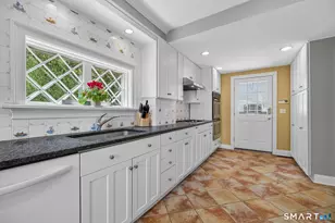 23 Gravel St, Groton, CT 06355 - Photo 7