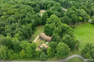 1318 Litchfield Turnpike, New Hartford, CT 06057 - Photo 1
