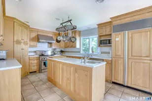 10 Elskip Ln, Greenwich, CT 06831 - Photo 13