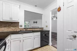 8 Rose Ln, Danbury, CT 06811 - Photo 9