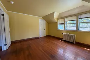 105 Crystal St, Stamford, CT 06902 - Photo 9