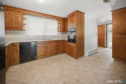 40 Eastview Drive, Windsor, CT 06095 - Photo 13