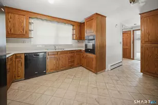 40 Eastview Dr, Windsor, CT 06095 - Photo 13