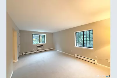 112 Foxwood Close, Milford, CT 06460 - Photo 11