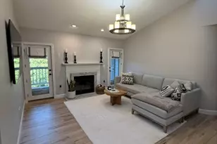 33 Langdon Ct, Berlin, CT 06037 - Photo 3