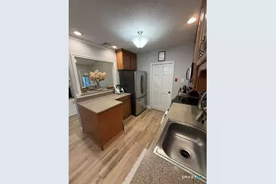 33 Langdon Court #B203, Berlin, CT 06037 - Photo 5
