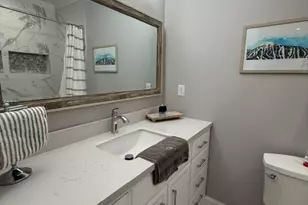 33 Langdon Ct, Berlin, CT 06037 - Photo 11