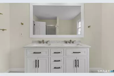 129 Chesterfield Road, East Lyme, CT 06333 - Photo 25