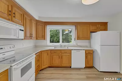 129 Chesterfield Road, East Lyme, CT 06333 - Photo 17