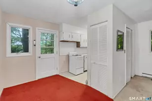 129 Chesterfield Rd, East Lyme, CT 06333 - Photo 35