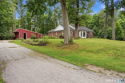 529 Pomfret Street, Putnam, CT 06260 - Photo 3