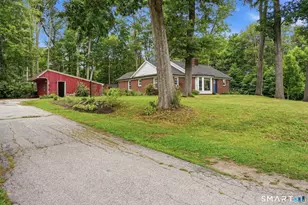 529 Pomfret St, Putnam, CT 06260 - Photo 3