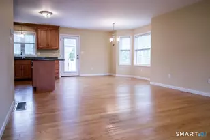 7 Bradley St, Plainville, CT 06062 - Photo 5