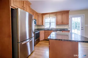 7 Bradley St, Plainville, CT 06062 - Photo 11