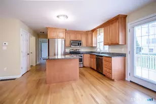 7 Bradley St, Plainville, CT 06062 - Photo 9