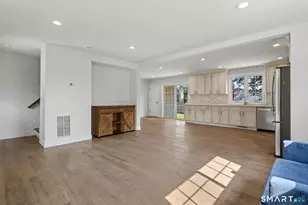 111 Vanguard St, Bridgeport, CT 06606 - Photo 5
