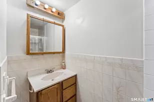 34 Lake Ave, Trumbull, CT 06611 - Photo 15