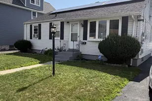 27 Columbus St, East Hartford, CT 06108 - Photo 1