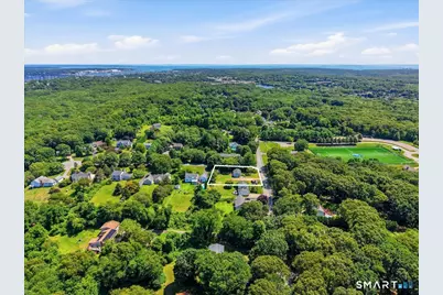 133 Bloomingdale Road, Waterford, CT 06375 - Photo 7