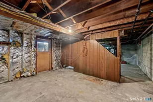 30 Charles St, Stamford, CT 06902 - Photo 23