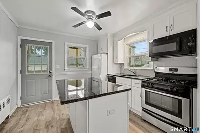 30 Charles Street, Stamford, CT 06902 - Photo 7