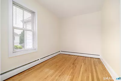 18 Elm Tree Place #2nd floor, Stamford, CT 06906 - Photo 11