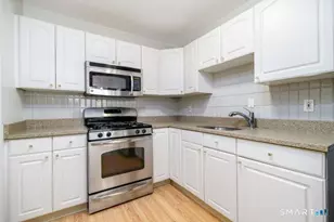 91 Strawberry Hill Ave, Stamford, CT 06902 - Photo 15