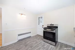 245 Freeman St, Hartford, CT 06106 - Photo 5