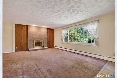 1526 Hartford Turnpike, North Haven, CT 06473 - Photo 3