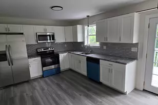 189 Fieldwood Rd, Waterbury, CT 06704 - Photo 3