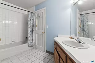 110 Moose Hill Rd, Trumbull, CT 06611 - Photo 11