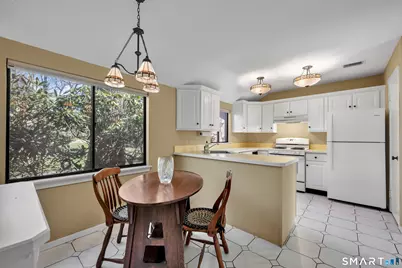14 Canterbury Lane #14, Avon, CT 06001 - Photo 5