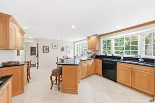 50 Brookbend Rd, Fairfield, CT 06824 - Photo 11