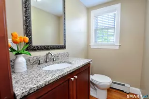 26 Village Rd, Simsbury, CT 06070 - Photo 23
