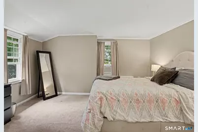 10 Crest Road, Danbury, CT 06811 - Photo 23