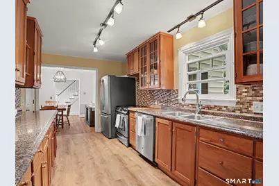 10 Crest Road, Danbury, CT 06811 - Photo 11