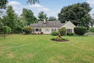 10 Crest Rd, Danbury, CT 06811 - Photo 1