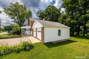 64 Broadway St, Colchester, CT 06415 - Photo 33