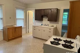 23 Chestnut Ave, Torrington, CT 06790 - Photo 15