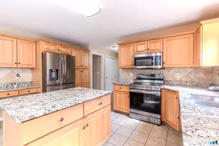 166 McCormick Ln, Middletown, CT 06457 - Photo 13