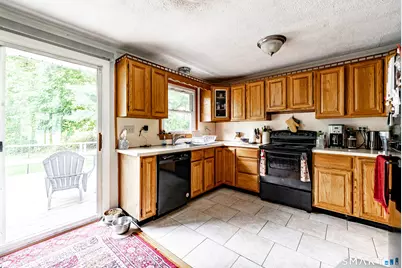 15 Roarke Road, North Haven, CT 06473 - Photo 7