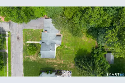 82 Sande Avenue, Waterbury, CT 06706 - Photo 3
