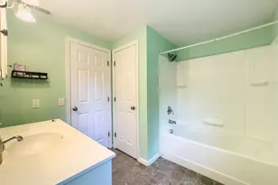 82 Sande Ave, Waterbury, CT 06706 - Photo 11