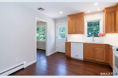 831 Nut Plains Road, Guilford, CT 06437 - Photo 11