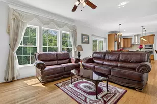 20 Upper Kensington Dr, East Lyme, CT 06333 - Photo 9