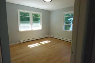 165 Birchwood St, Waterbury, CT 06708 - Photo 17