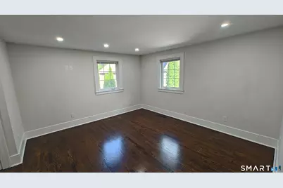 42 Poe Court, Fairfield, CT 06825 - Photo 7