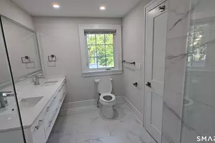 42 Poe Ct, Fairfield, CT 06825 - Photo 9