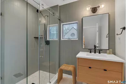 29 Temple Court #29, New Haven, CT 06510 - Photo 23